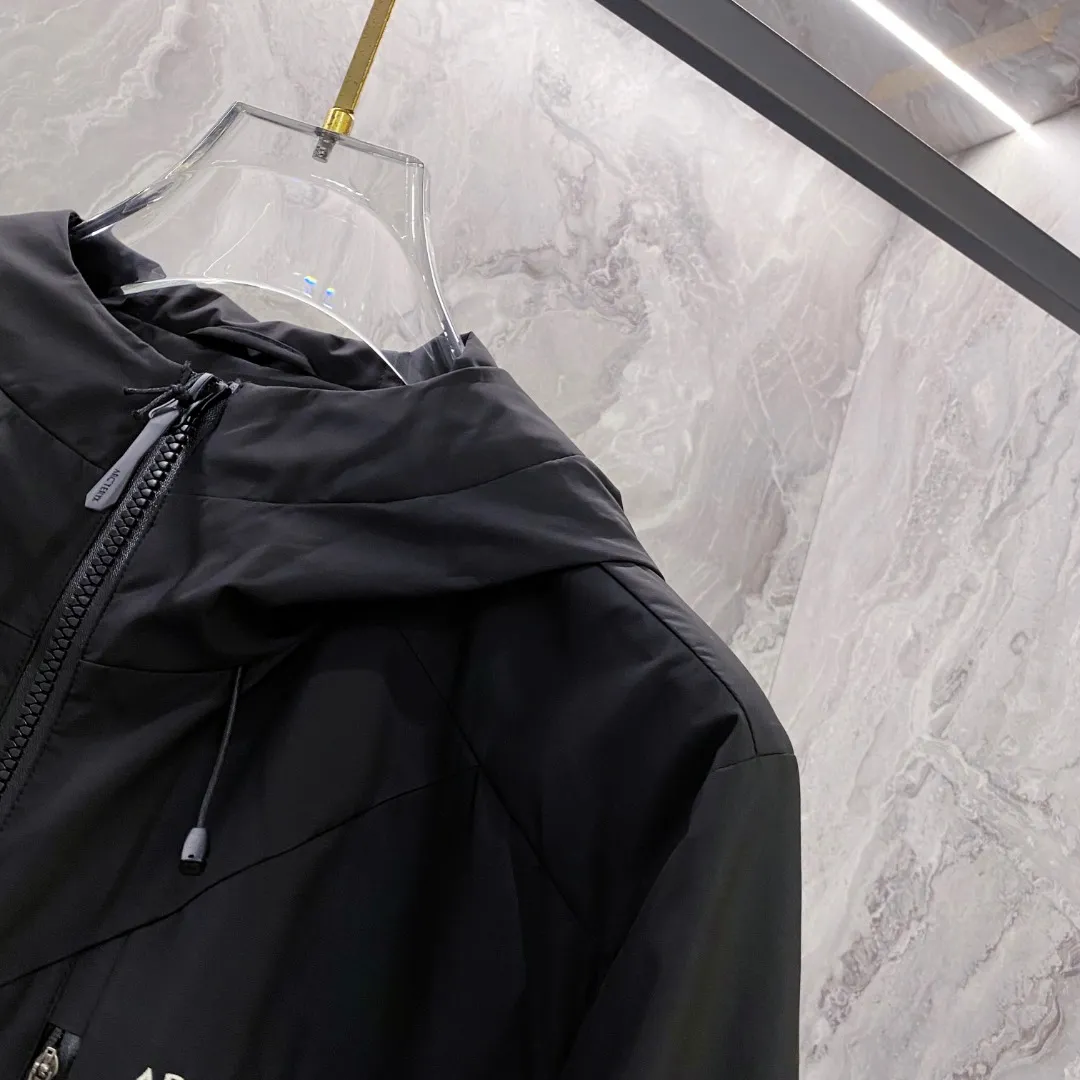 Same Style， ， 2026 New Arrival ，Original Premium Breathable ， ， ， Quality。 ， Sizes：M～3XL，